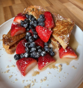 FrenchToast with Berries 